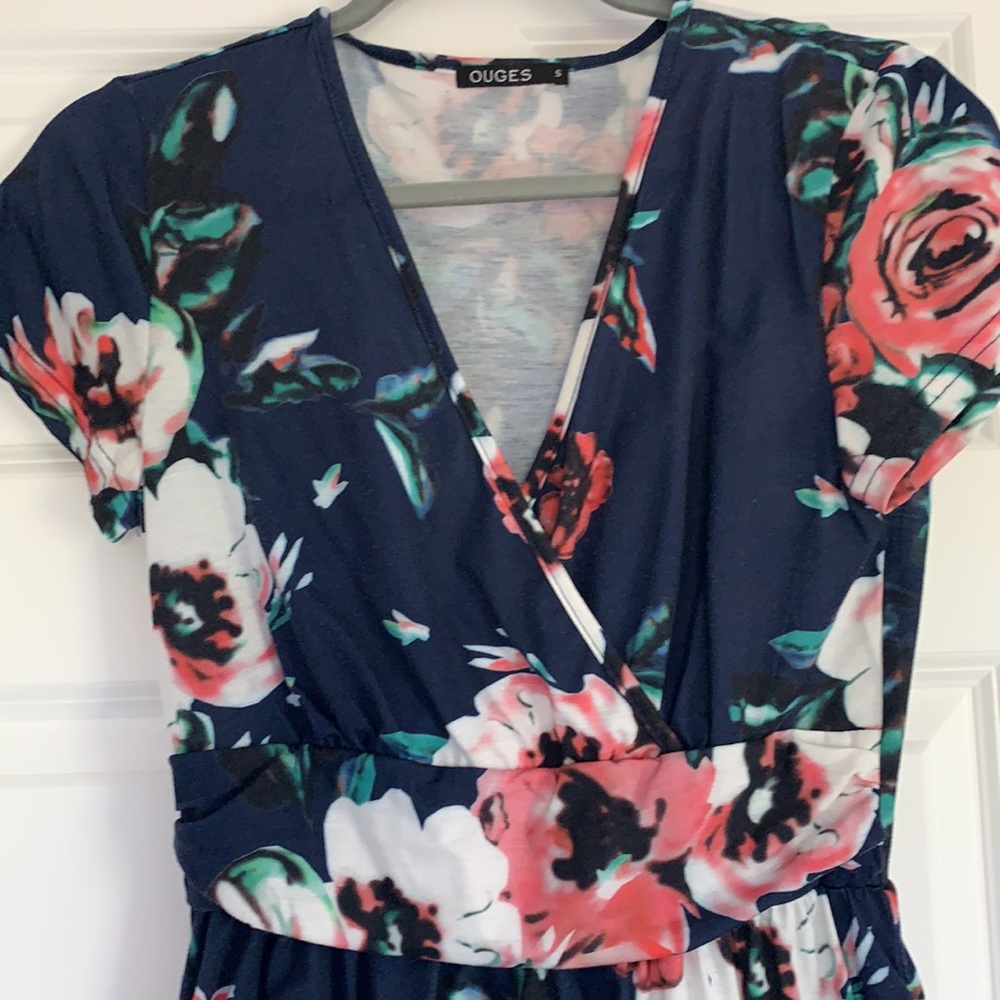 🆕 Navy Floral Mid Dress - Picture 4 of 7